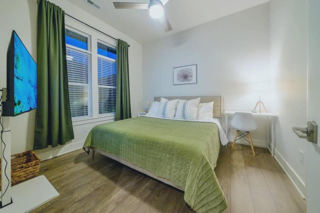 Апартаменты New Stylish Getaway- 5 Mil To Uptown/3 Smart Tvs! Шарлотт Экстерьер фото